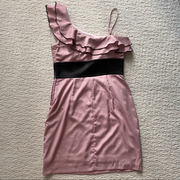 NWT - Teeze Me Dusty Pink One Shoulder Dress - Picture 2 of 3